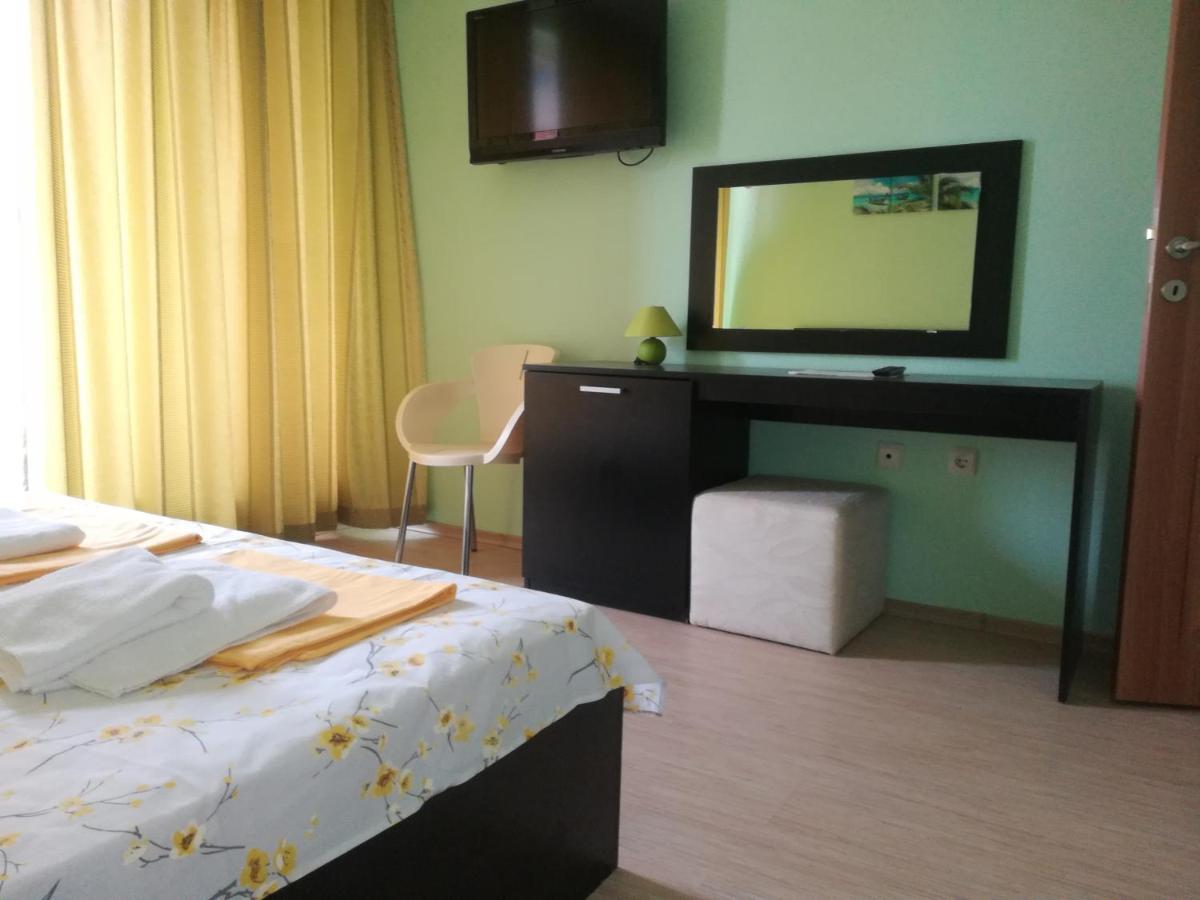 Apartments Victoria Кранево Экстерьер фото