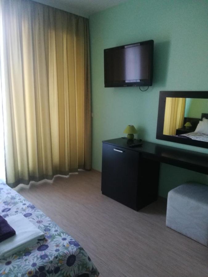 Apartments Victoria Кранево Экстерьер фото
