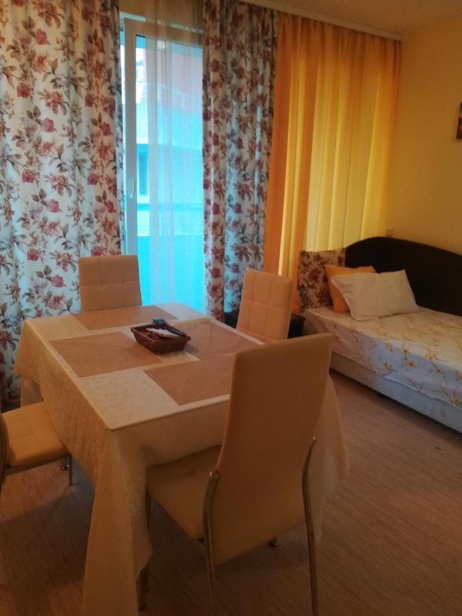 Apartments Victoria Кранево Экстерьер фото