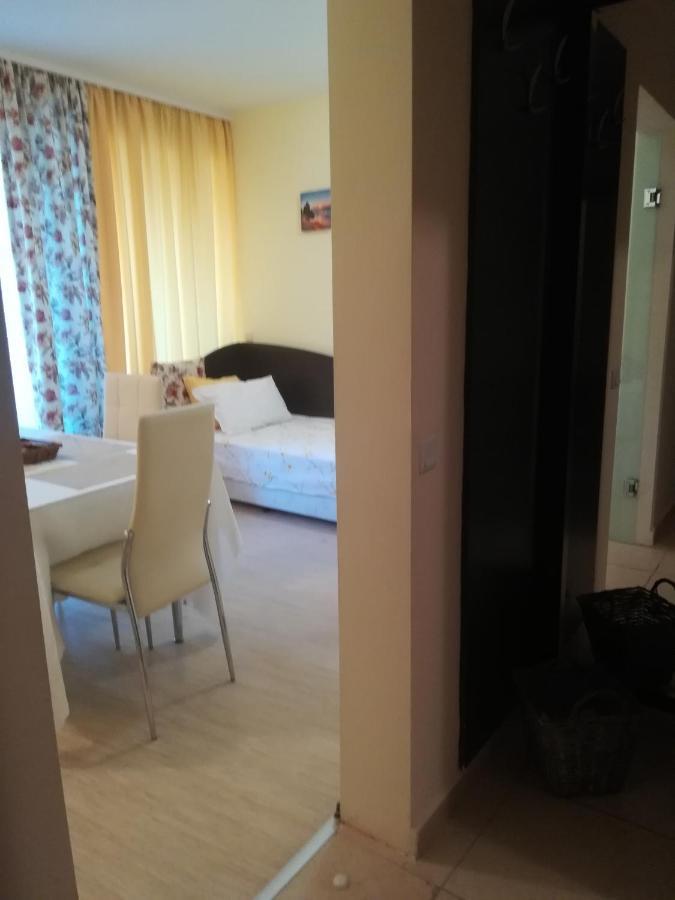 Apartments Victoria Кранево Экстерьер фото