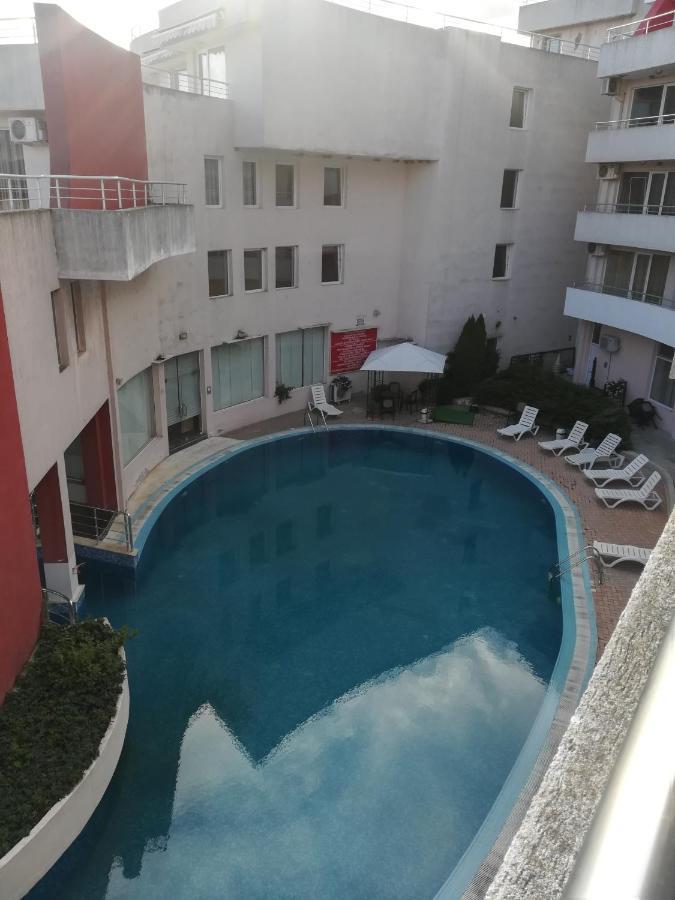 Apartments Victoria Кранево Экстерьер фото