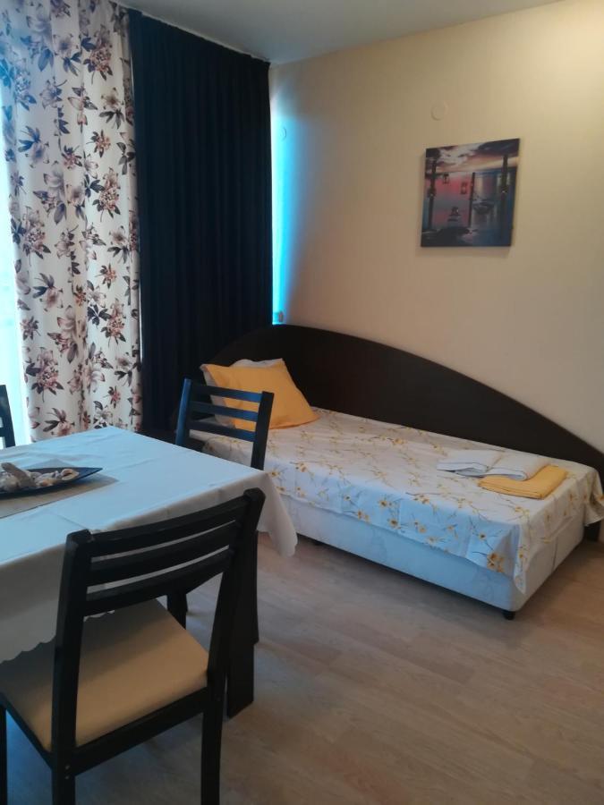 Apartments Victoria Кранево Экстерьер фото