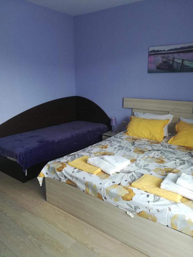 Apartments Victoria Кранево Экстерьер фото