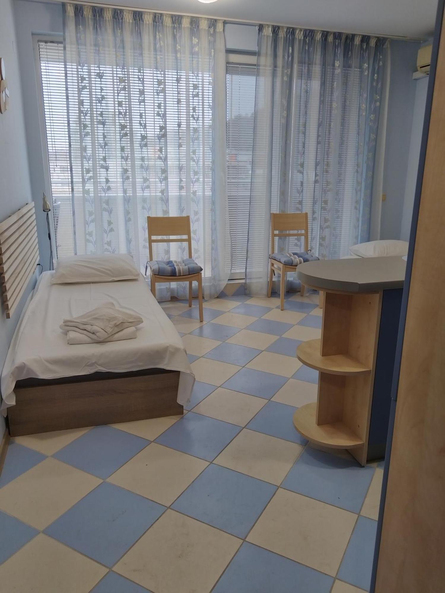 Apartments Victoria Кранево Экстерьер фото